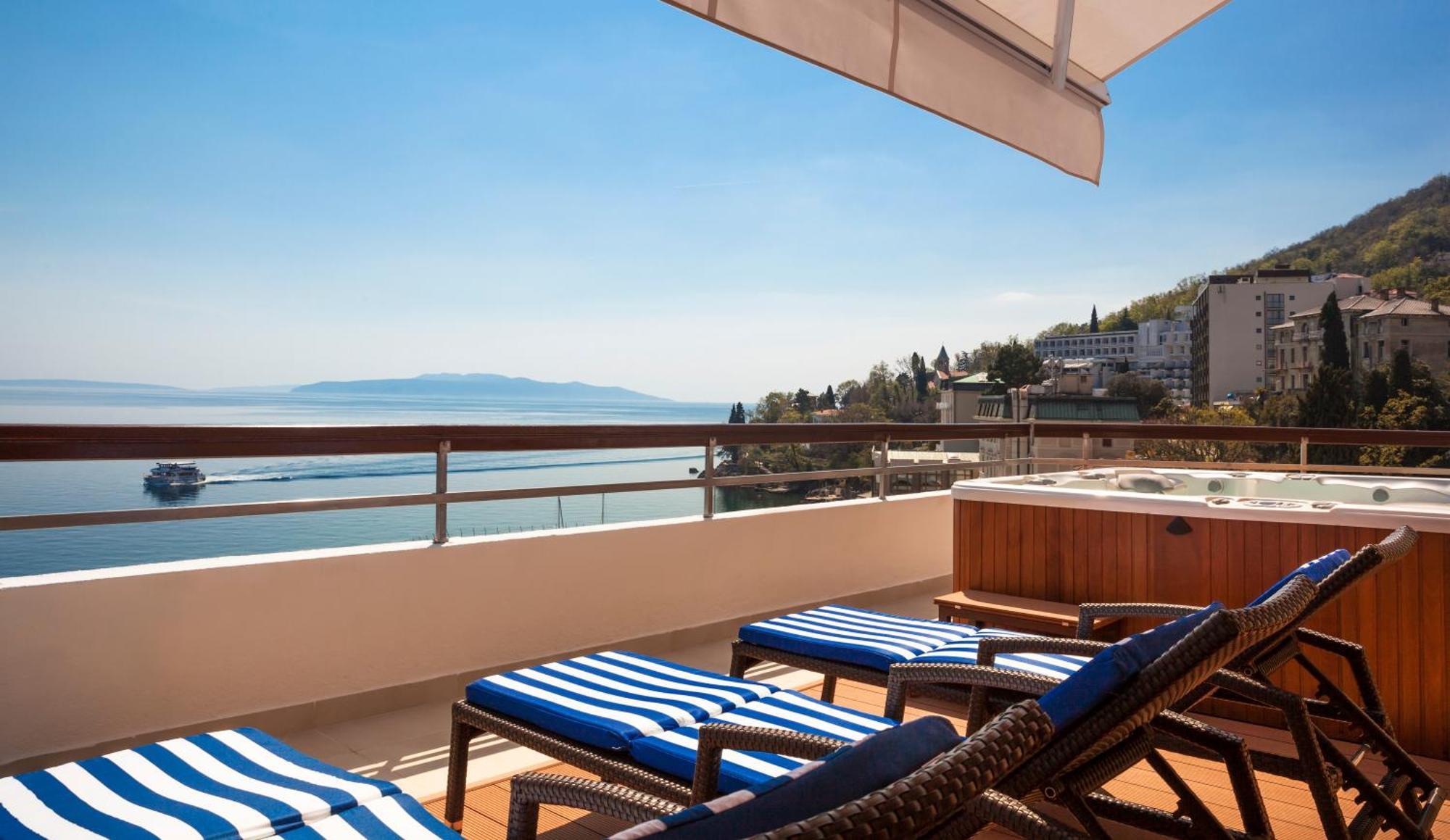Habitación Doble Premium con vistas al mar
