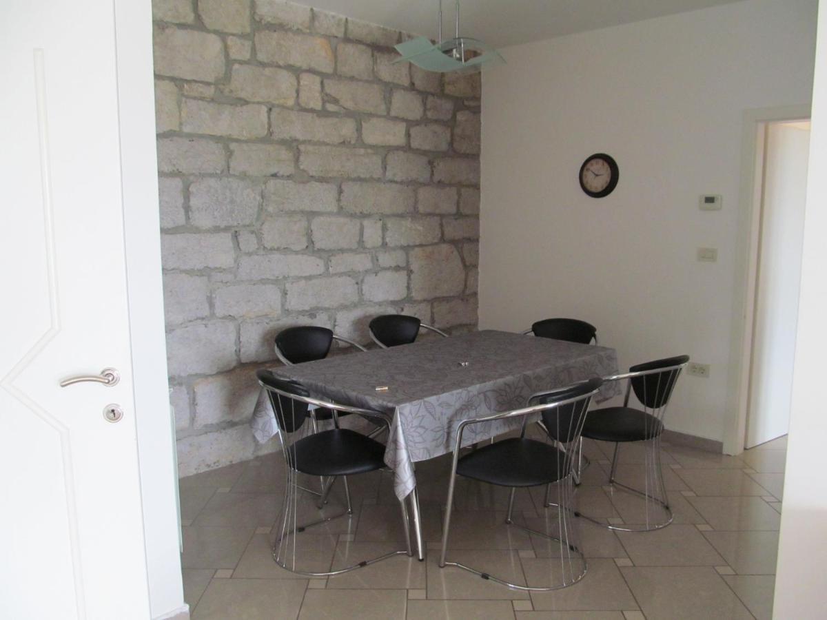 Two-Bedroom Apartment,1139558683:JPEG