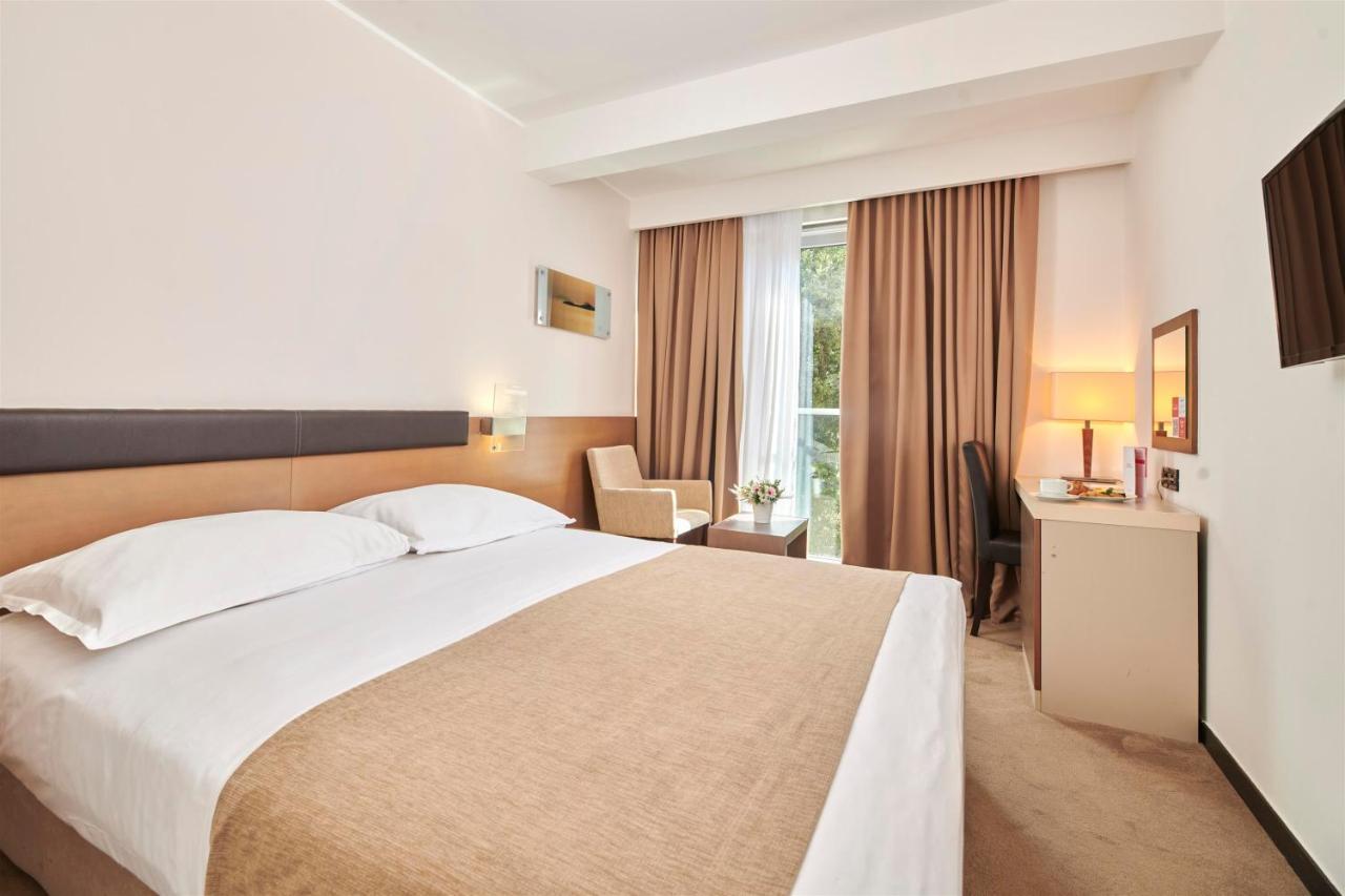 Economy Kamer met Twijfelaar