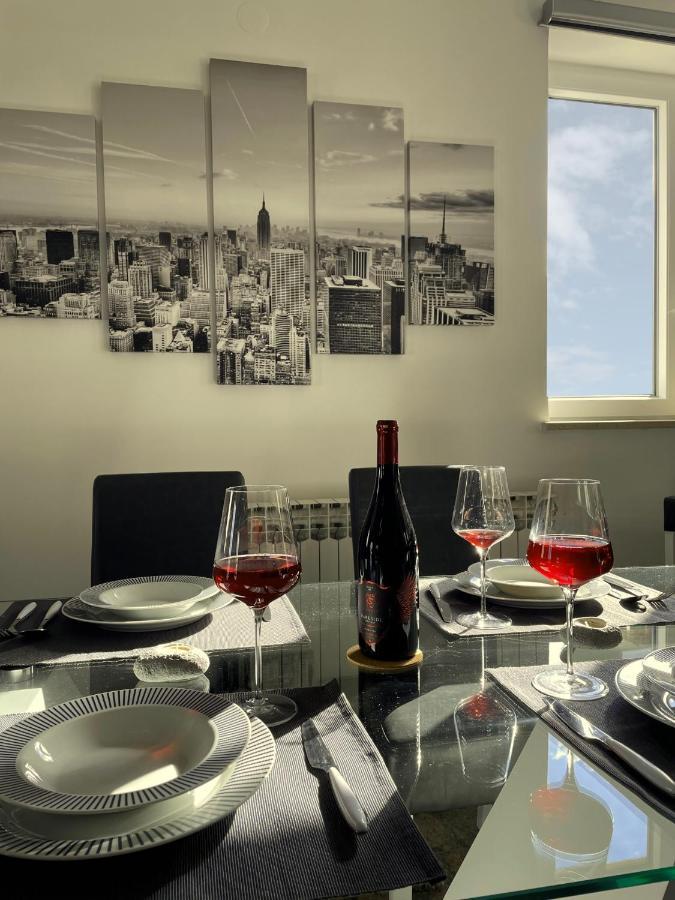 Apartment with Balcony,1189668331:JPEG