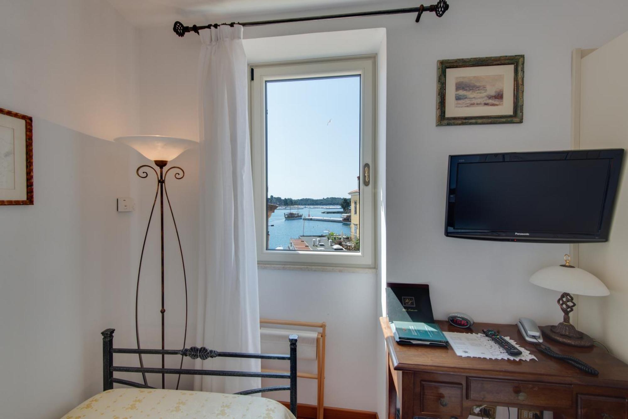 Single Room Sea View