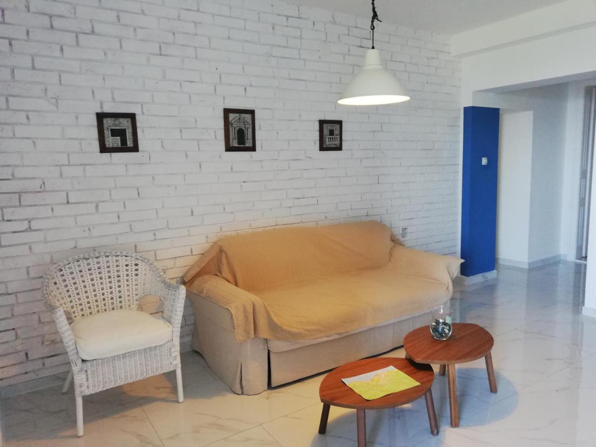 One-Bedroom Apartment with Terrace and Sea View,1251585079:JPEG