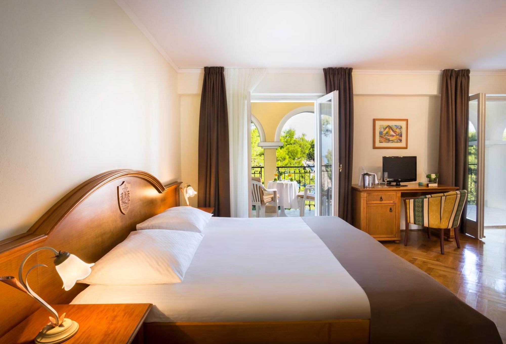 Superior Room with Extra Bed