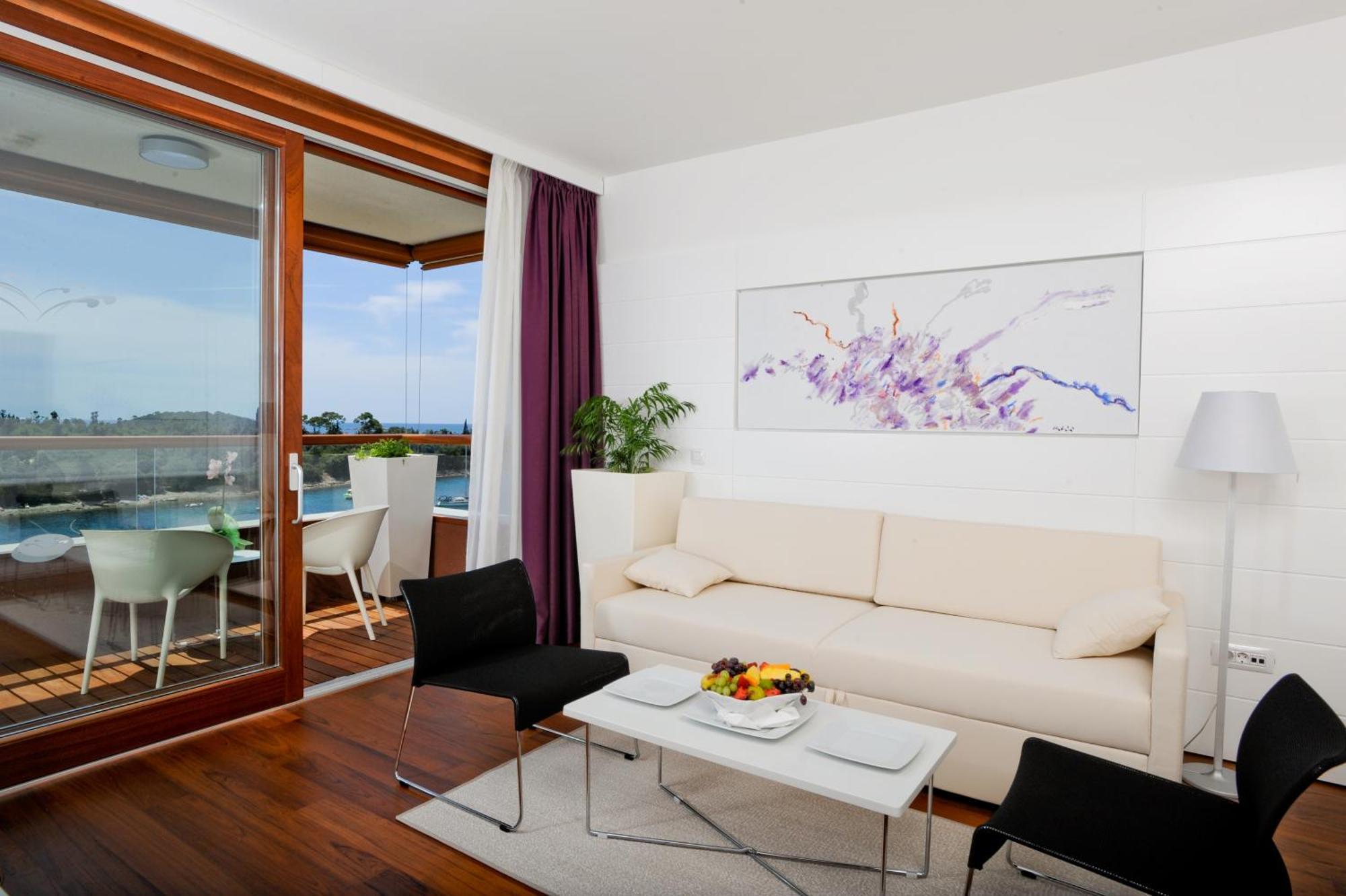Premium Sea View Suite Balcony