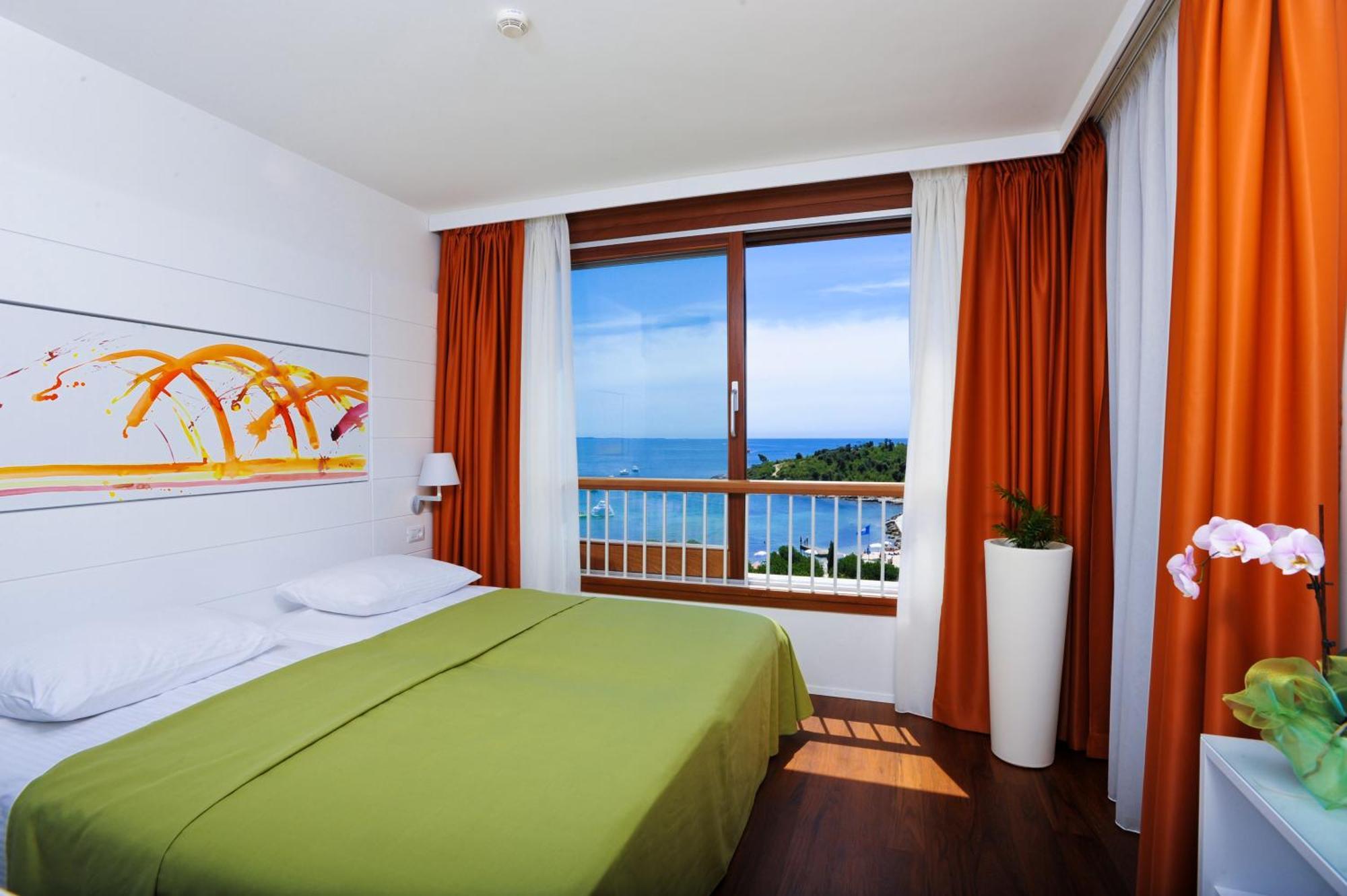 Premium Sea View Suite Balcony