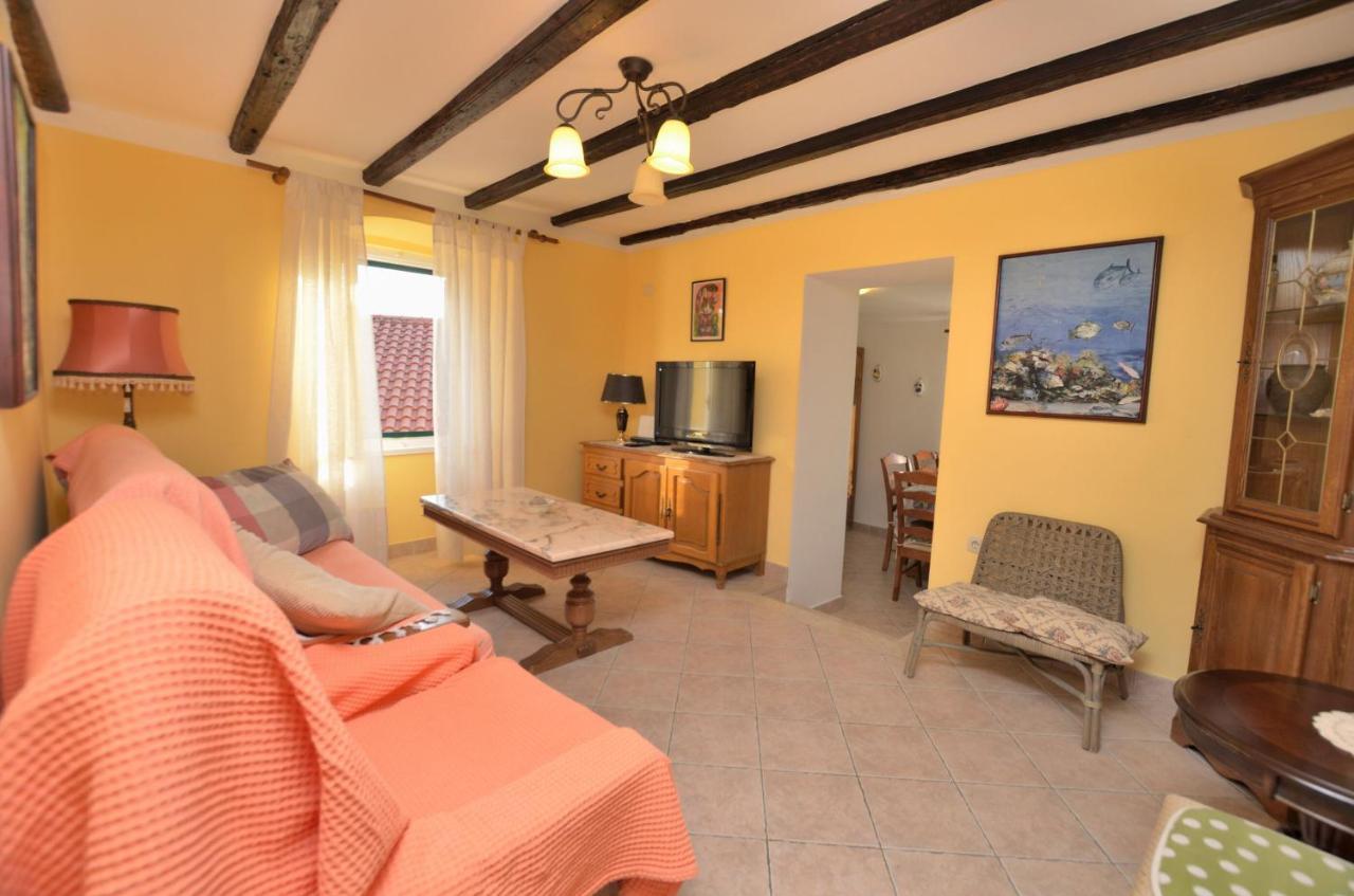 Appartamento con 3 Camere da Letto