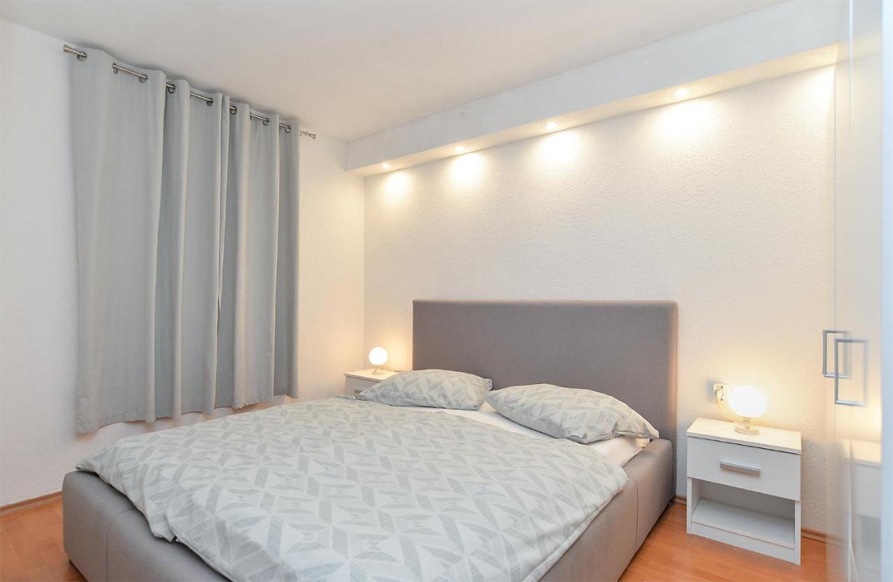 Apartment,1318819237:JPEG