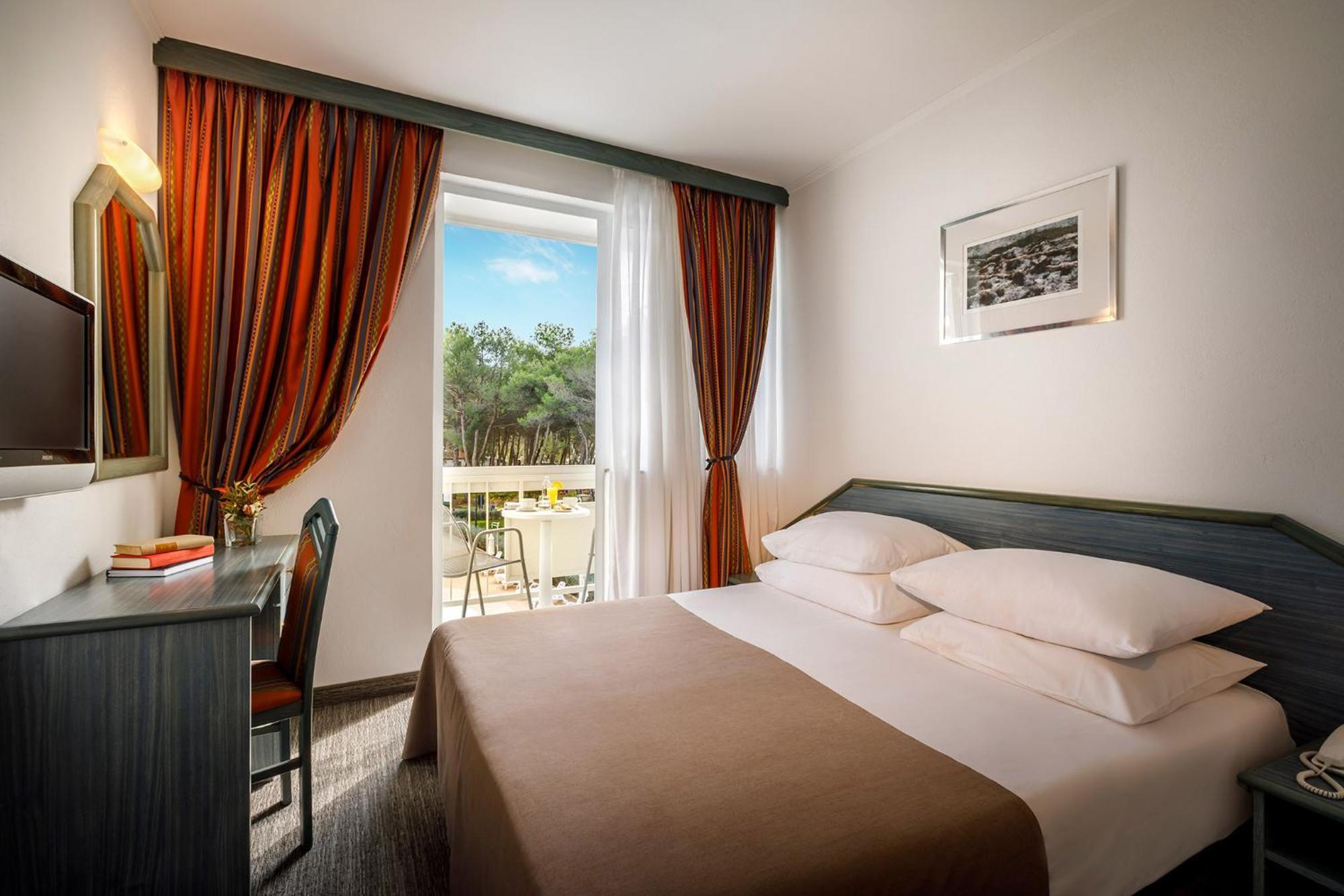 Double Room Balcony,1440579613:JPEG