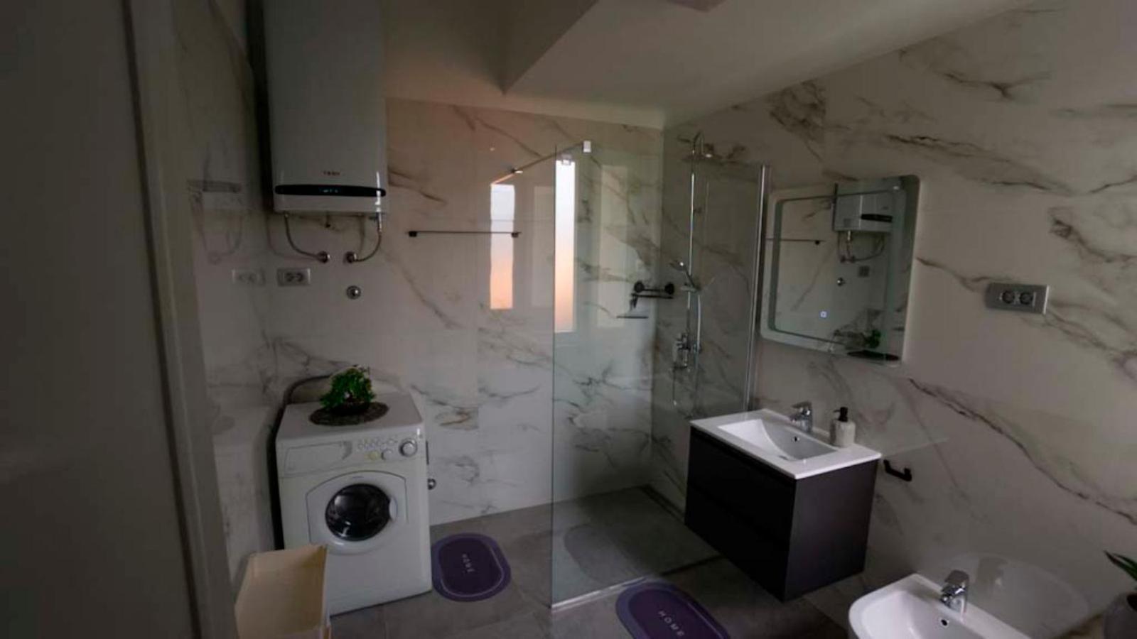 Apartamento de 2 dormitorios