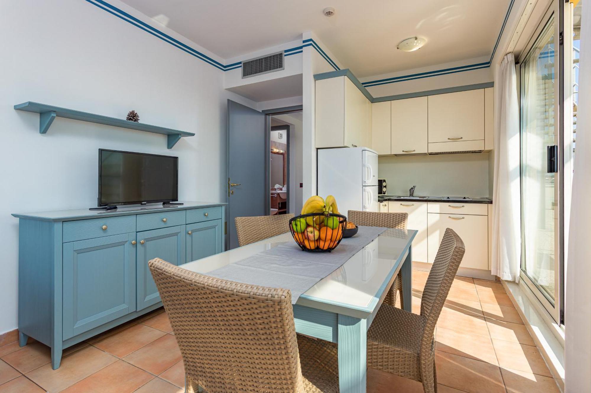 Ferienwohnung mit 1 Schlafzimmer, Balkon und Meerblick (6 Personen)