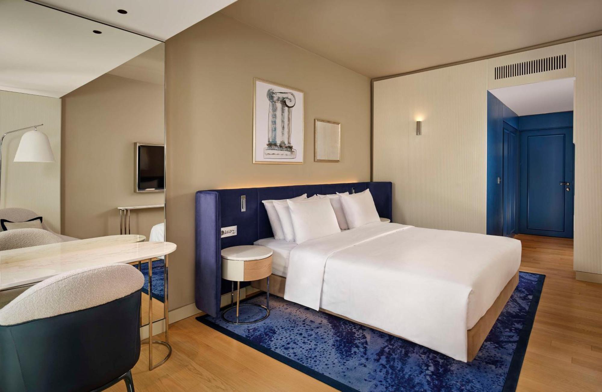 Collection Room - Garden View,1549779016:JPEG