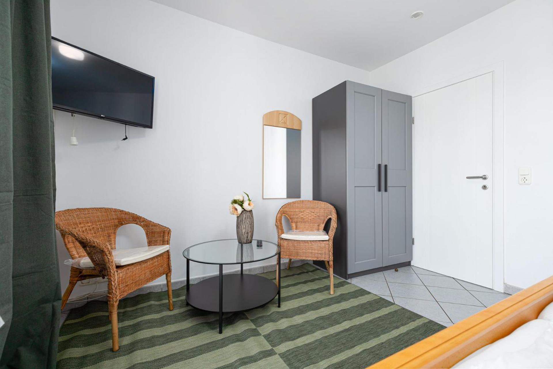 Double Room with Balcony,1572875345:JPEG