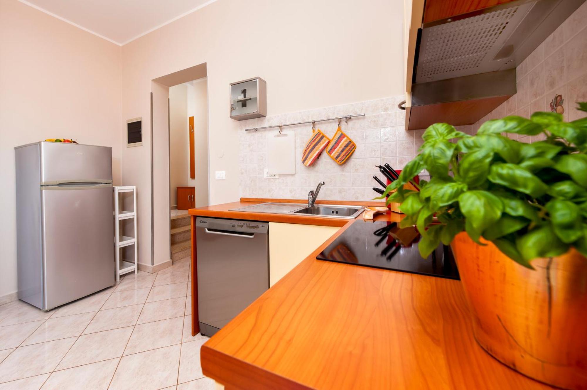 Two-Bedroom Apartment,1596087193:JPEG