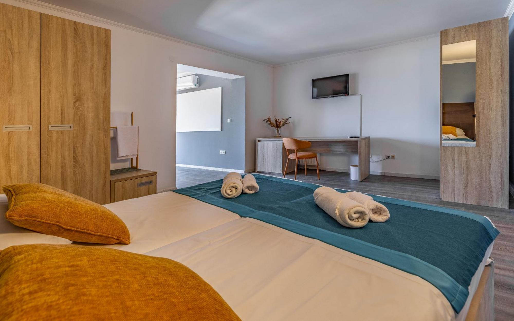 Quadruple Room,1606603025:JPEG