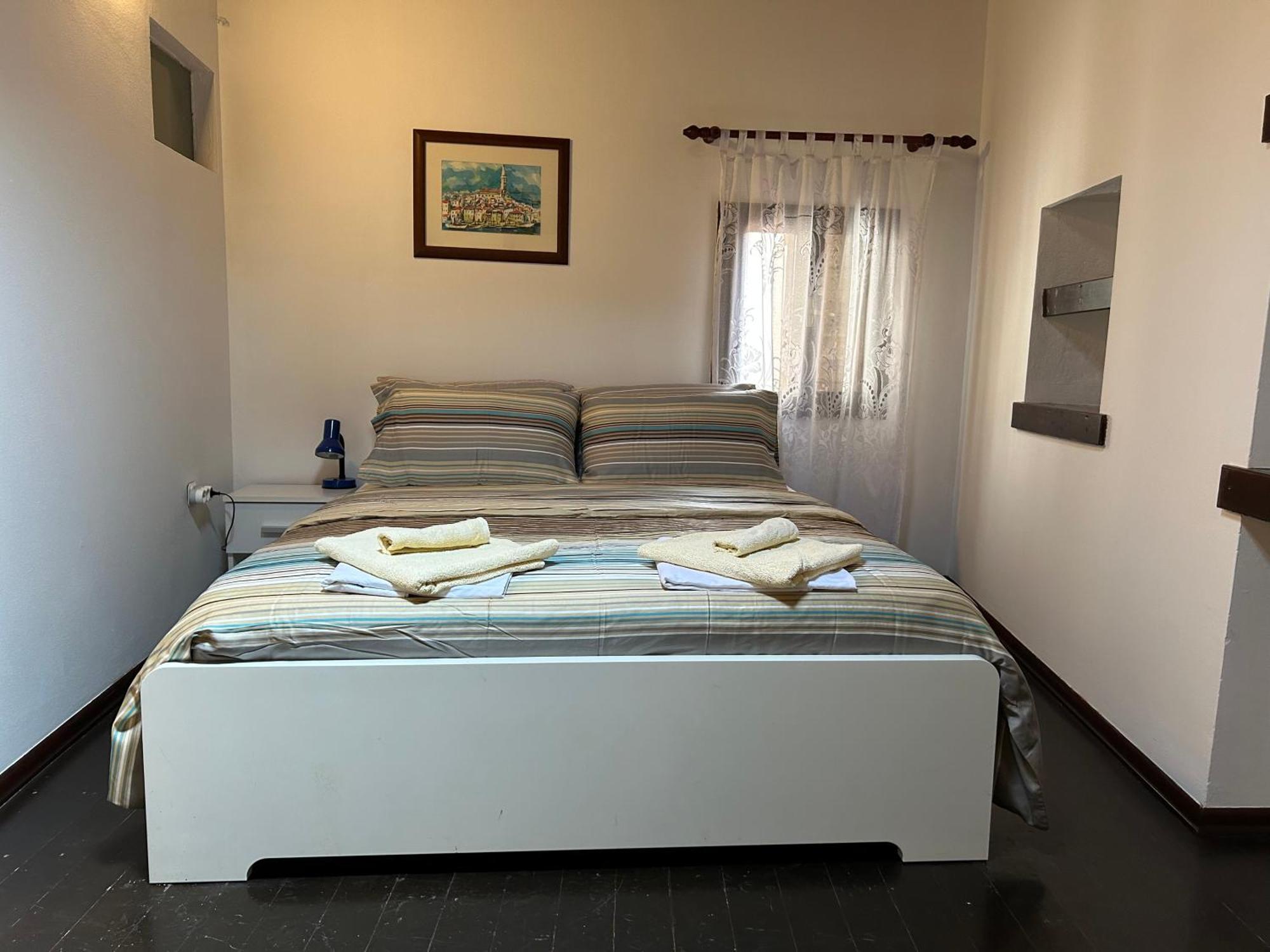 Zimmer mit Queensize-Bett