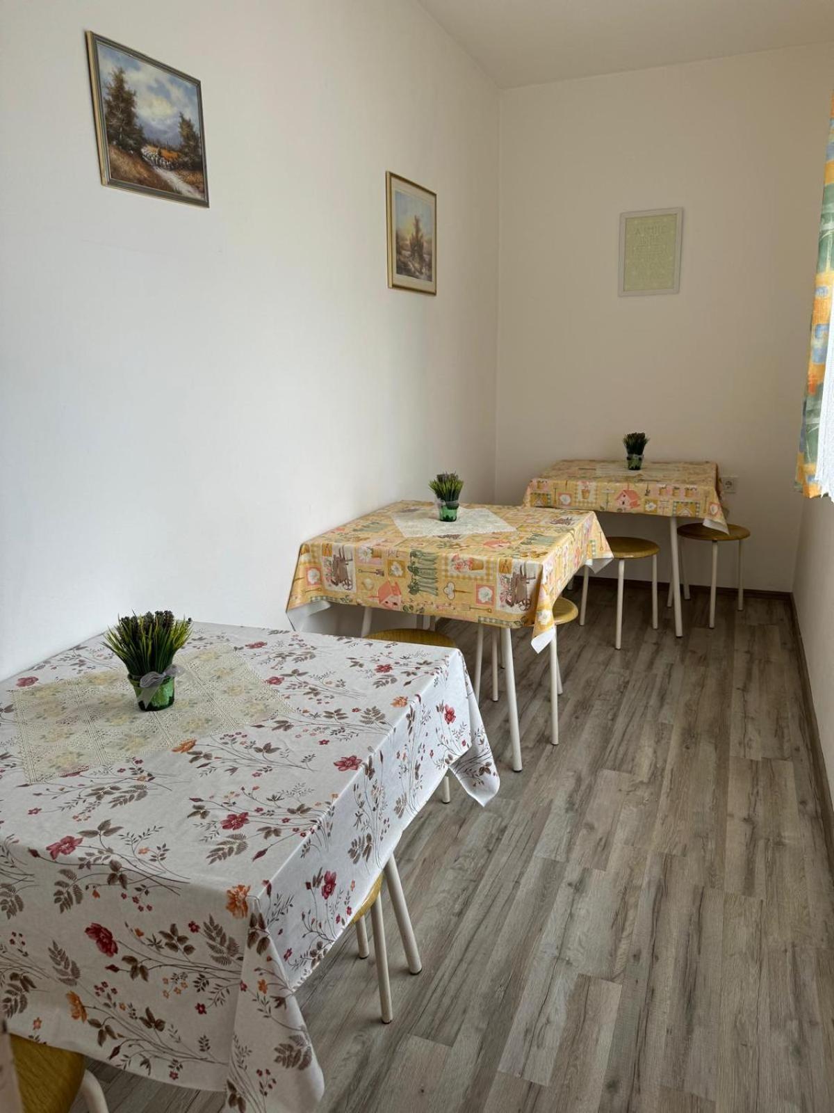 Double Room with Private Bathroom,1619192719:JPEG