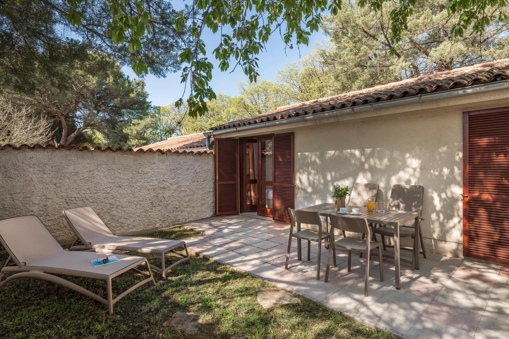 Standard One-Bedroom Apartment,1671866068:JPEG