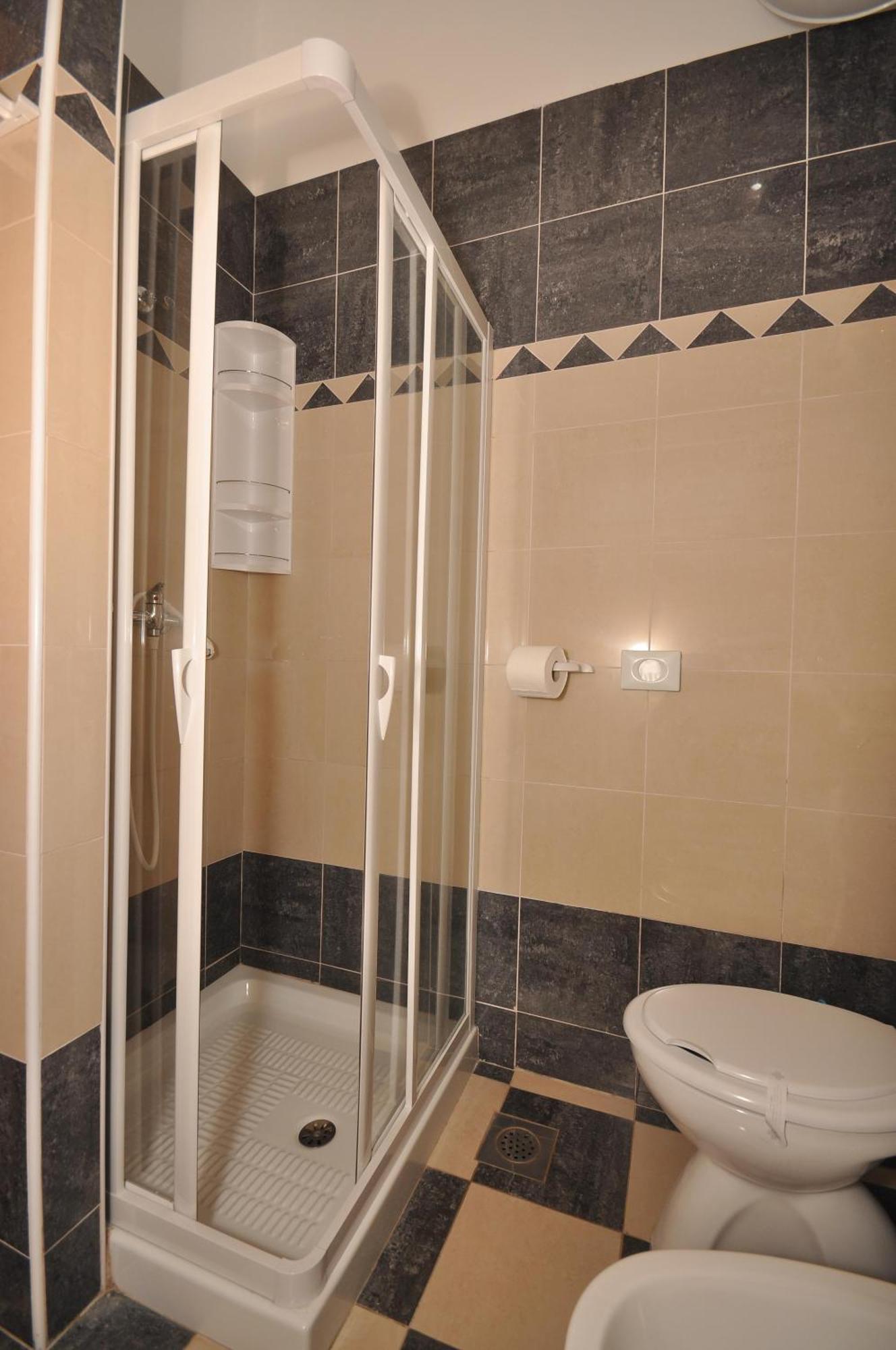 One-Bedroom Apartment,1687483440:JPEG