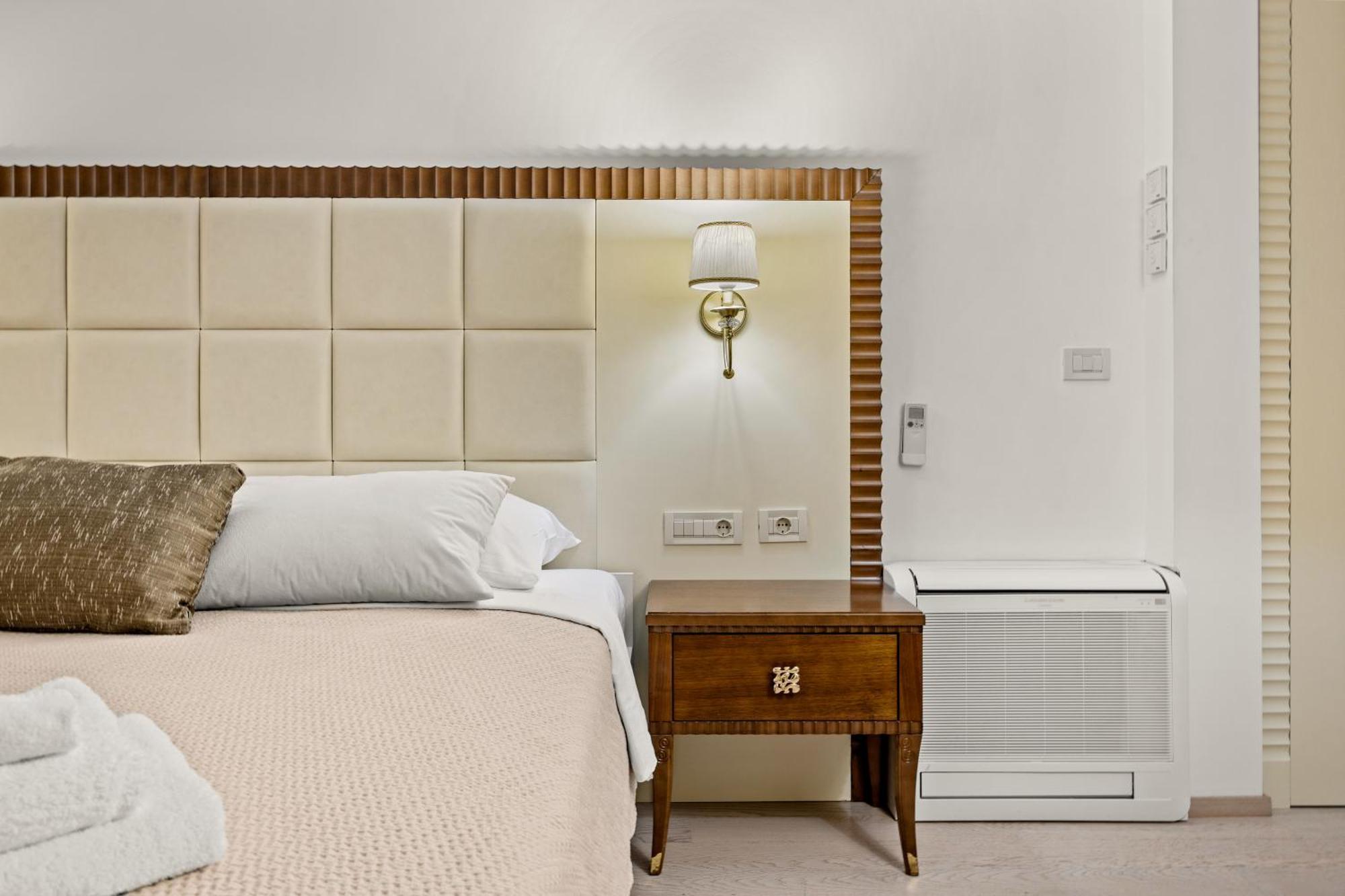 Two-Bedroom Apartment with Sea View and Terrace,1756534740:JPEG