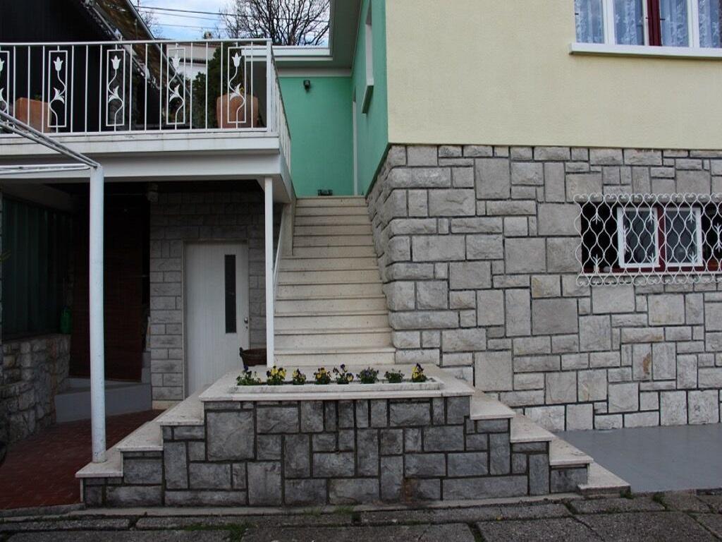 Apartment,217635644:JPEG