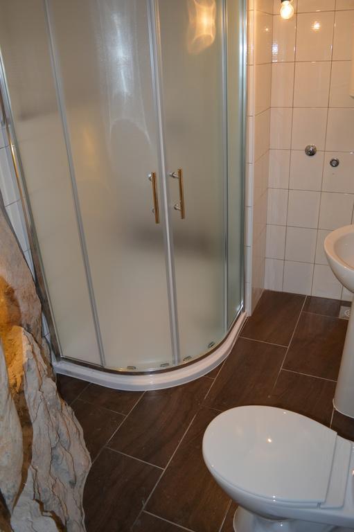 Apartment,255623437:JPEG