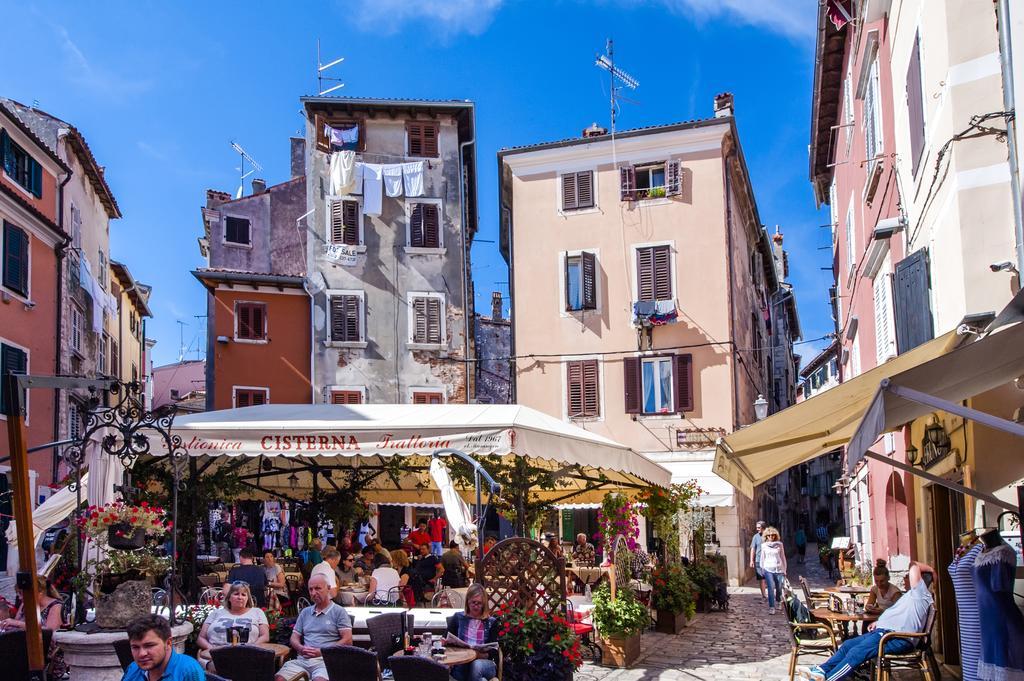 Apartment,318552269:JPEG