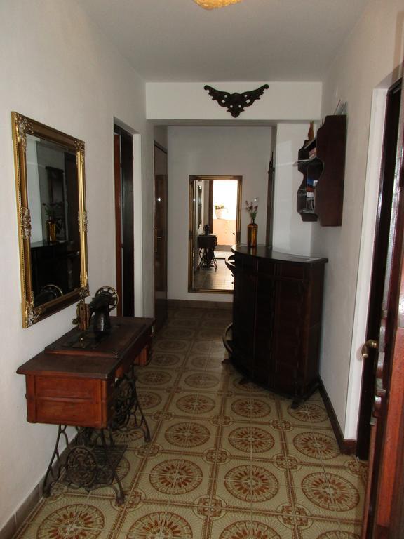 One-Bedroom Apartment,330744625:JPEG