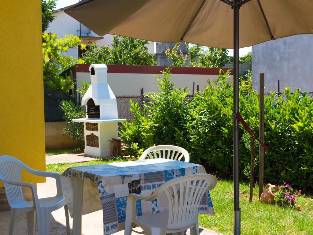 One-Bedroom Apartment,1366265186:JPEG