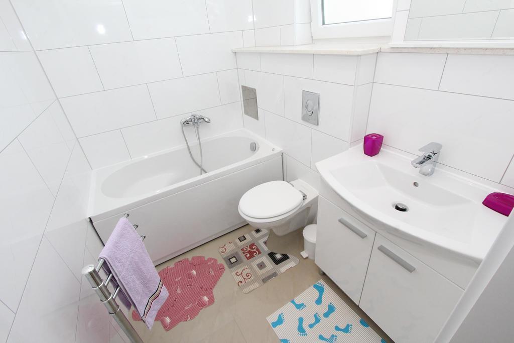 Studio with Terrace,407739411:JPEG