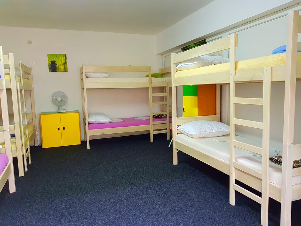 Bed in Gemengde Slaapzaal met 8 Bedden