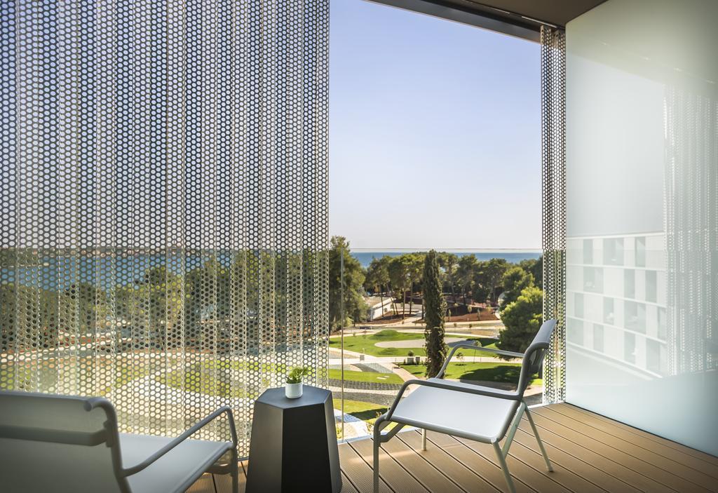 Standard Double or Twin Room with 2 Extra Beds