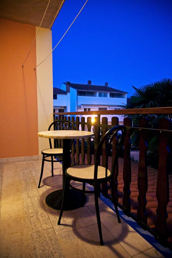 Two-Bedroom Apartment,659043996:JPEG