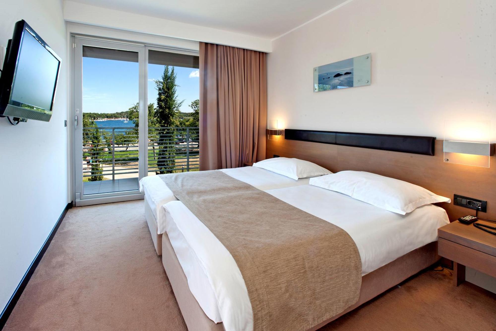 Premium Kamer met Balkon en Slaapbank - Uitzicht op Zee