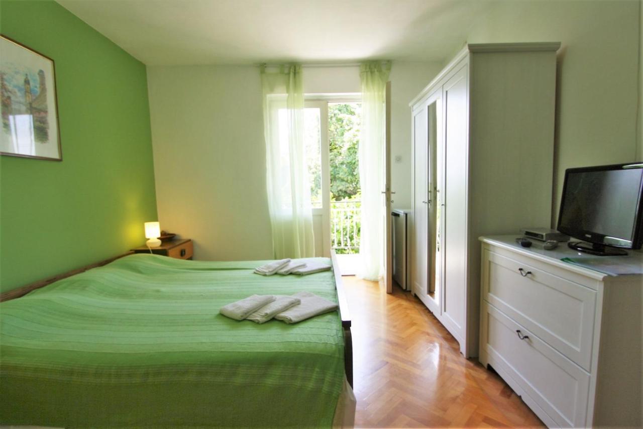 Triple Room,726679519:JPEG