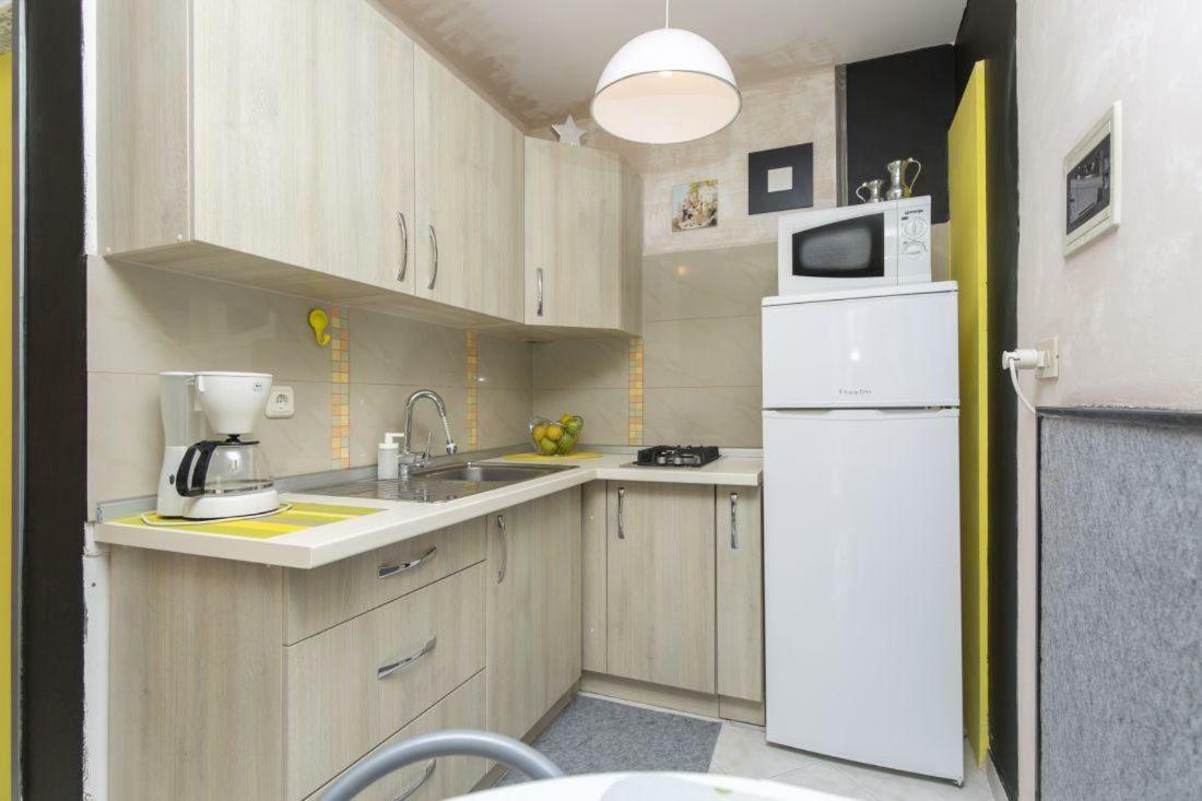 Studio with Terrace and Sea View,810623865:JPEG