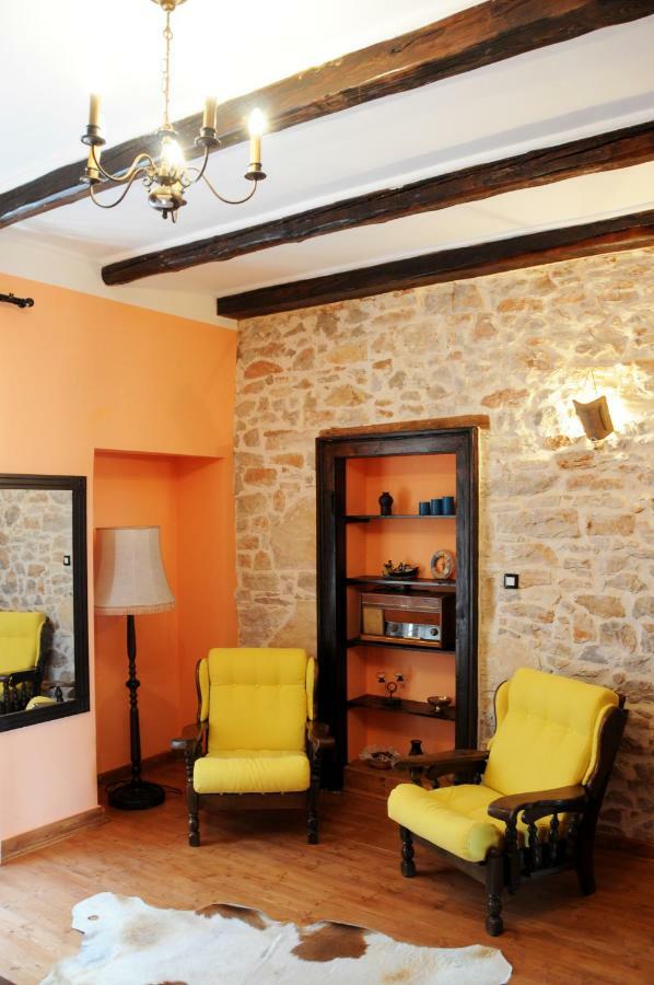 Apartment with Garden View and Balcony,851689076:JPEG