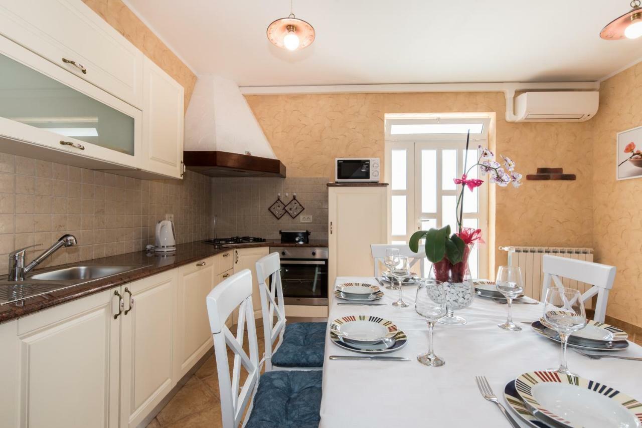 Two-Bedroom Apartment,855915233:JPEG