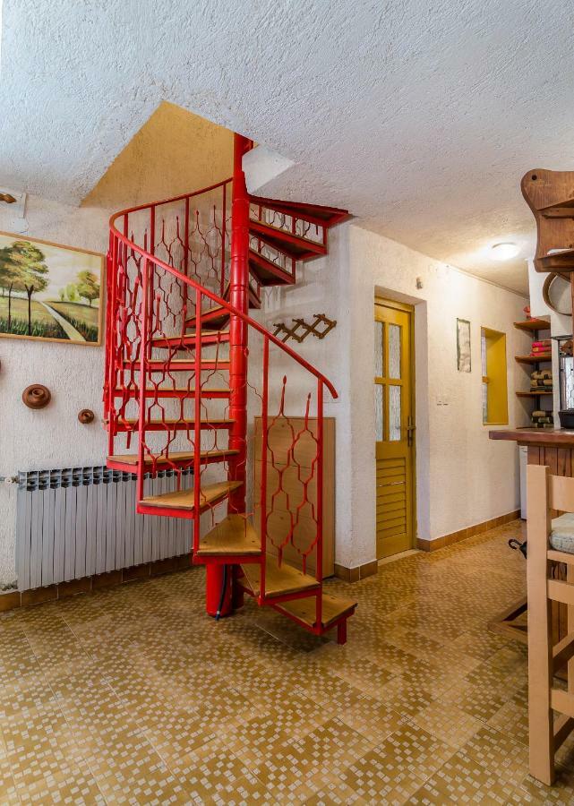 Two-Bedroom Apartment,873498419:JPEG