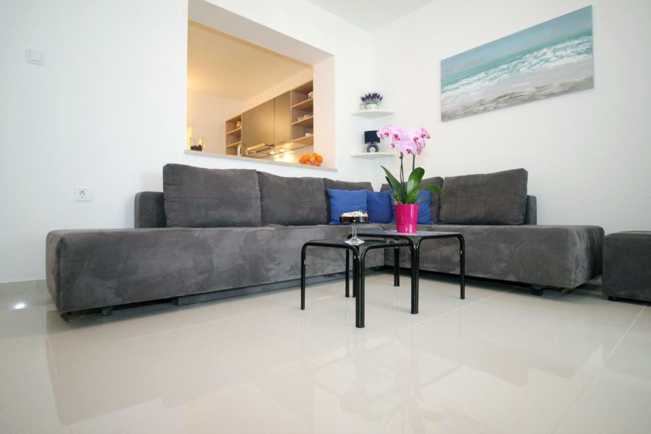 Apartamento con terraza