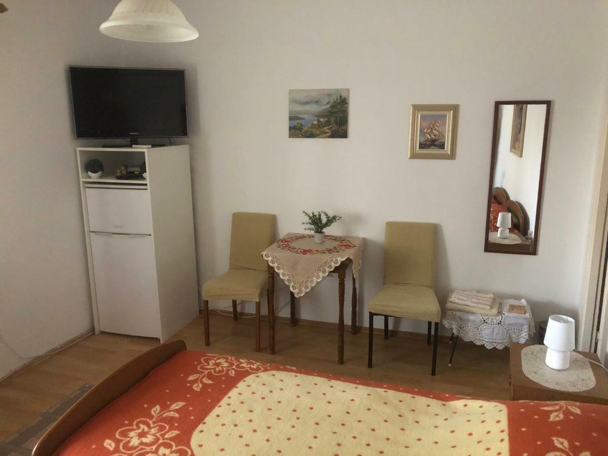 Twin Room Terrace
