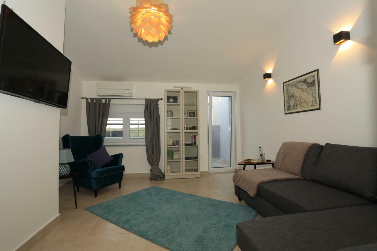 Appartement avec Terrasse et Vue sur la Mer
