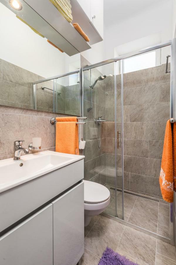 Studio Apartment with Sea View