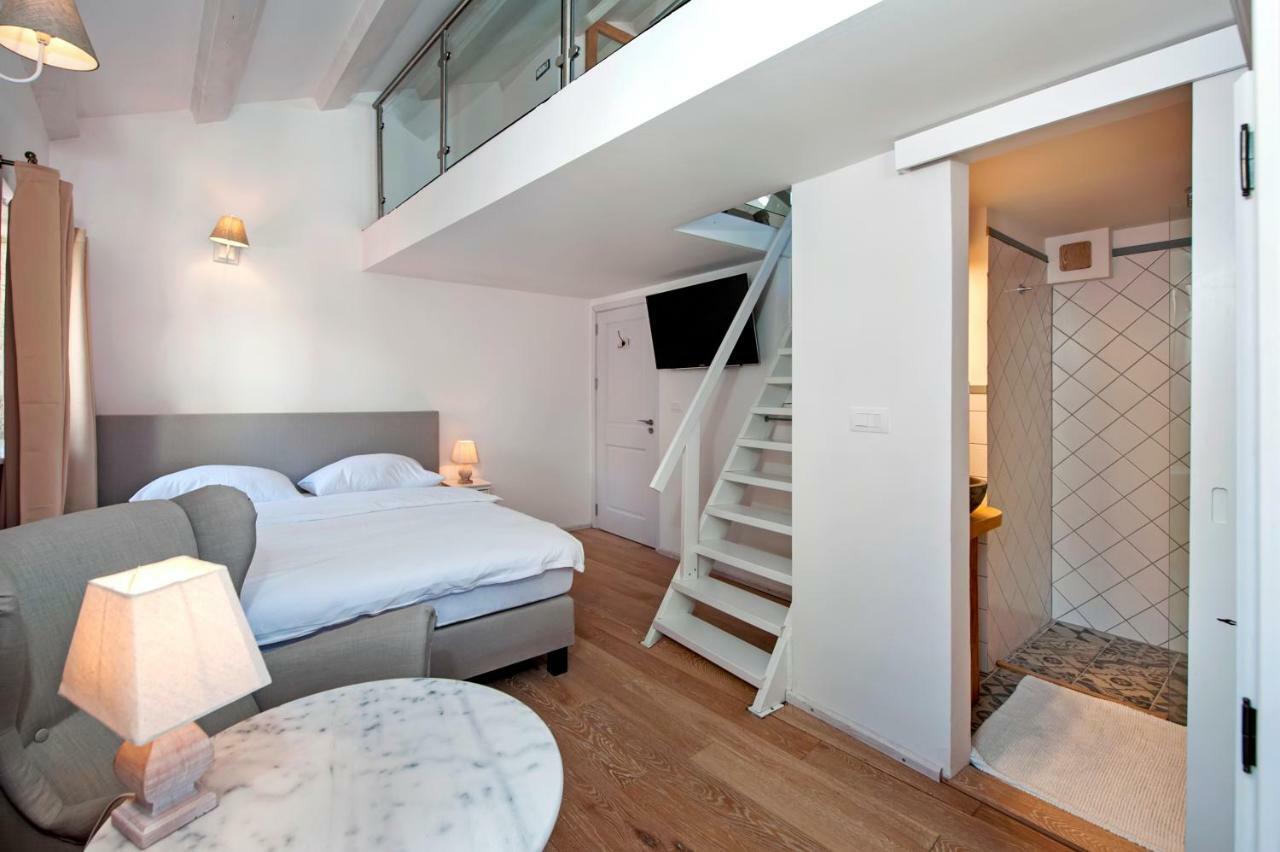 Maisonette,903854188:JPEG