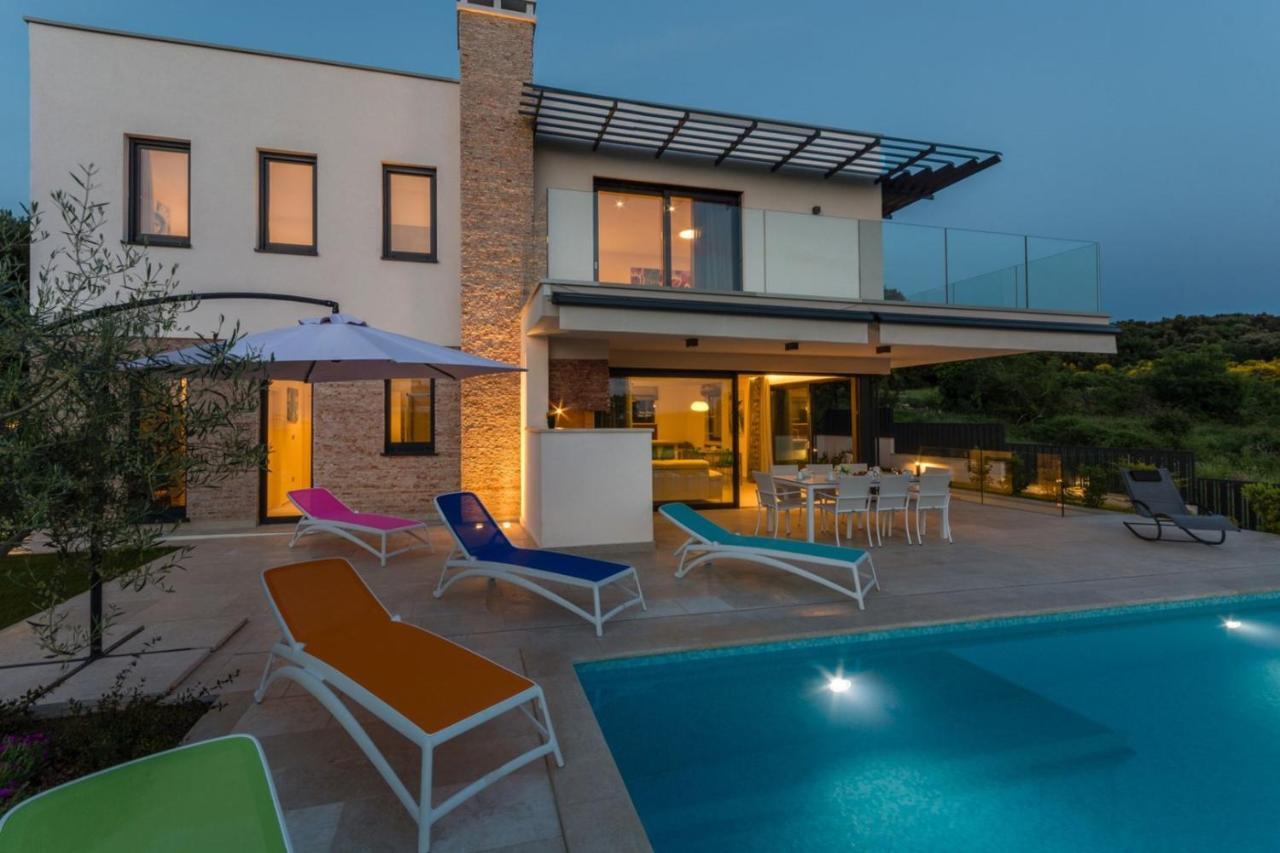 Villa with Sea View,935005705:JPEG