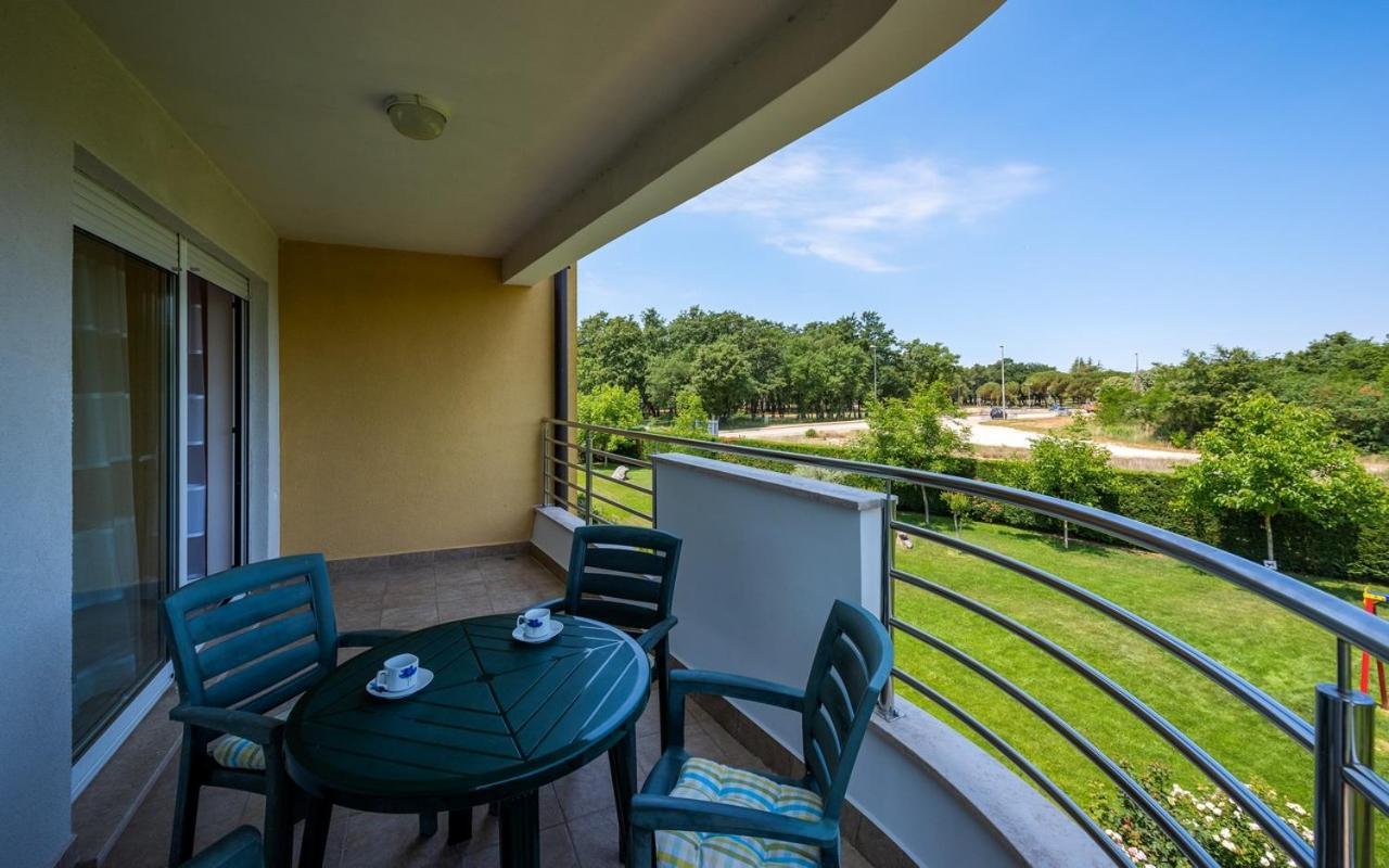 Apartment with Terrace,998026089:JPEG