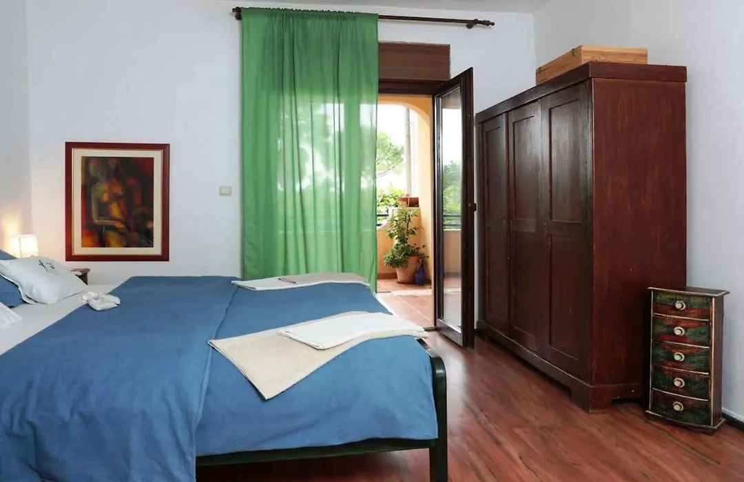 Linea Mare Apartment-1
