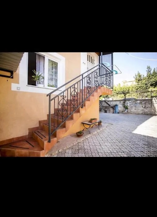 Studio Apartment Luna-1