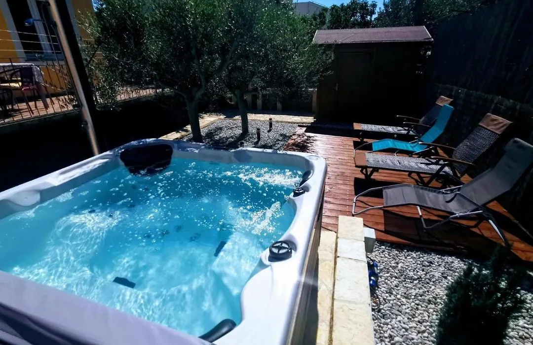 Holiday Home Istra With Jacuzzi-1