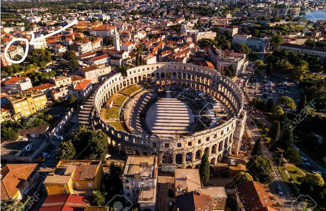 Pula Center Arena Belvedere Apartments And Rooms-1