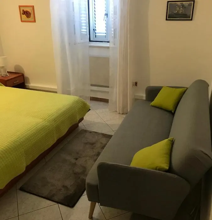 Apartments Aleksandar 2-1